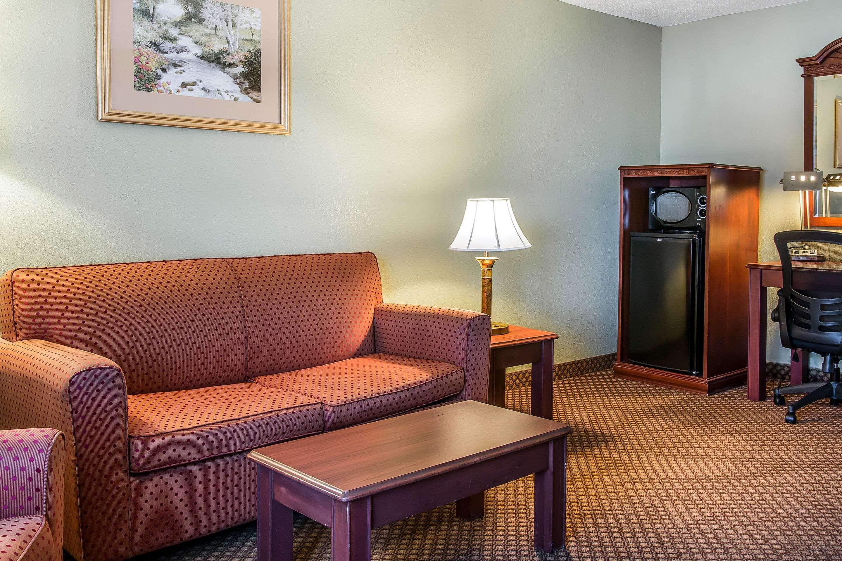 Quality Inn & Suites Ann Arbor Hwy 23 Kültér fotó